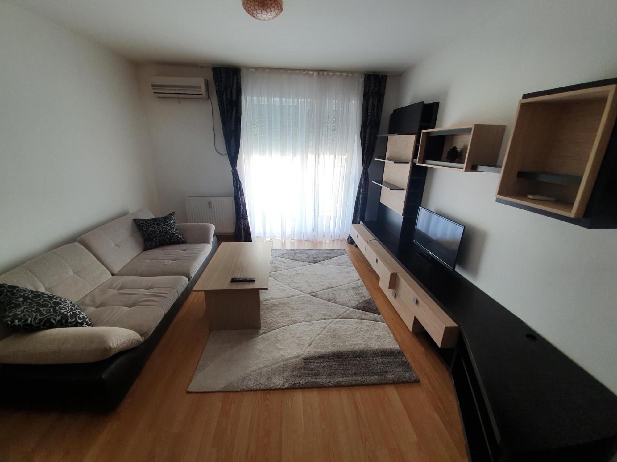 Urban Retreat Luxury Hideaway Apartment Oradea Exterior photo