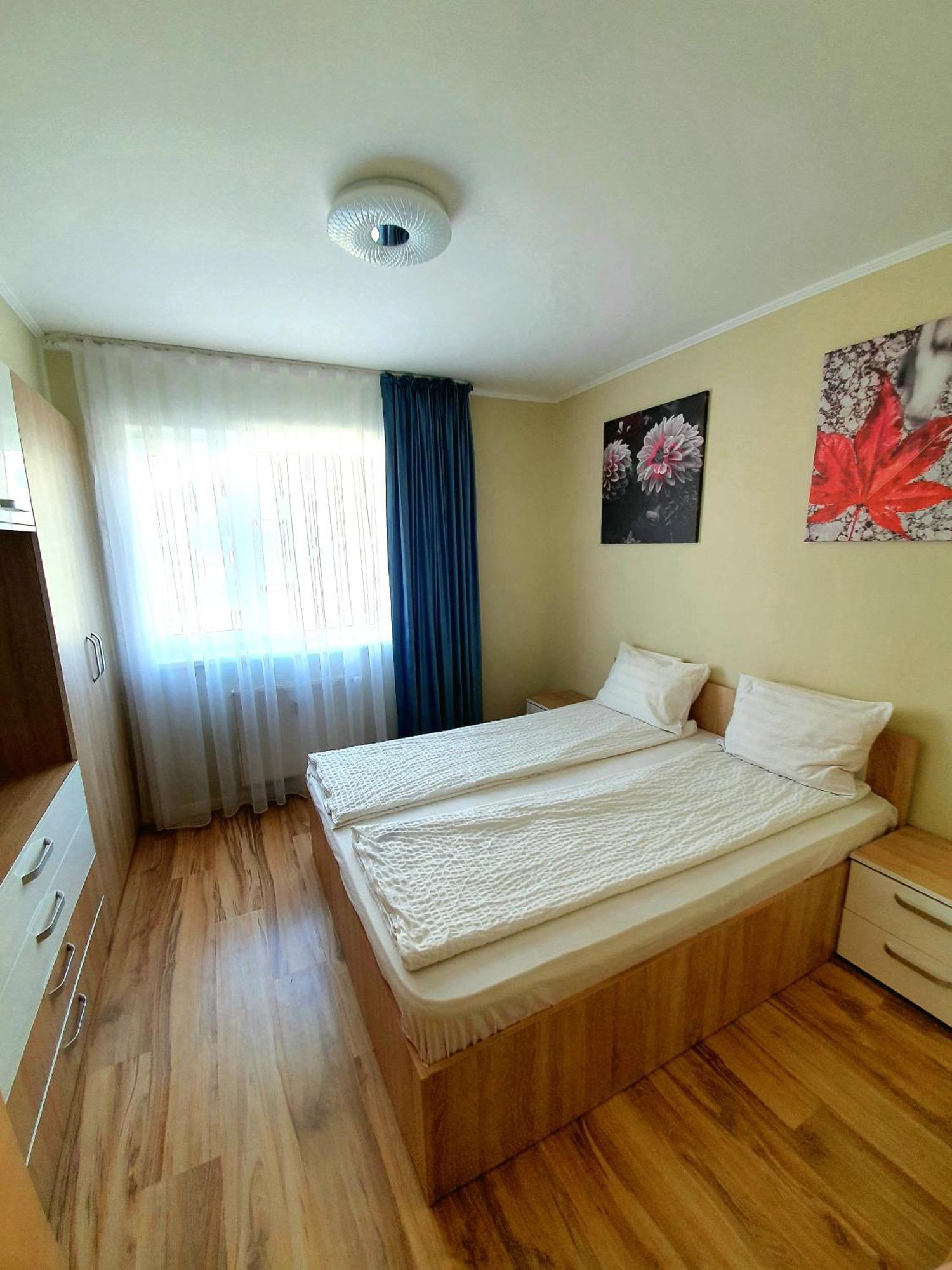 Urban Retreat Luxury Hideaway Apartment Oradea Exterior photo